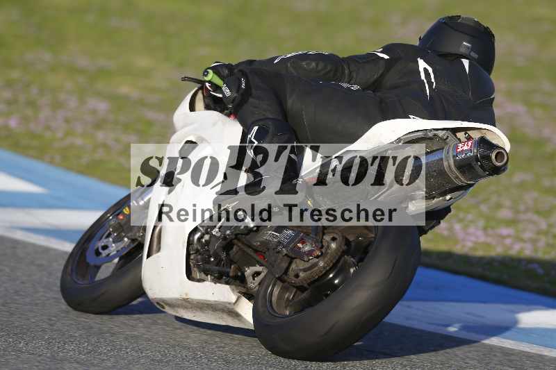 /01 24.-27.01.2025 Moto Center Thun Jerez/gruen-green/333